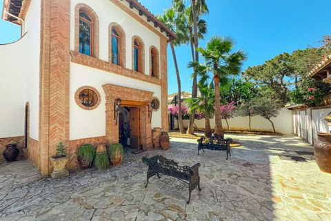 Villa a Marbella, Malaga, Marbella - € 2.450.000 | Ref: ARGM035V4 - foto 24