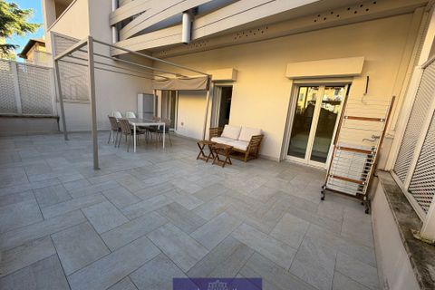 Apartament a Florence, Florence, Florence - € 1.650/mes | Ref: a25447 - foto 28