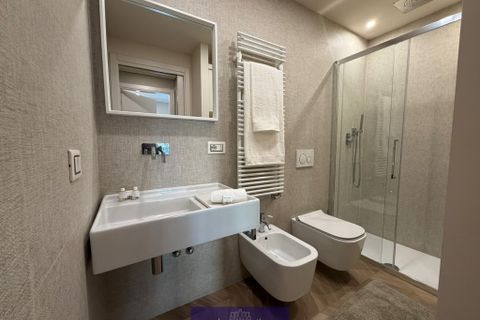 Apartament a Florence, Florence, Florence - € 1.650/mes | Ref: a25447 - foto 38