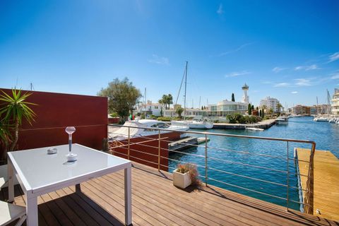 Villa i Empuriabrava, Gerona, Empuriabrava - € 1.300.000 | Ref: W-047UQO - foto 11