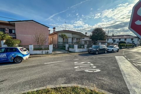 Villa a Chiopris-Viscone, Udine, Chiopris-Viscone - € 215.000 | Ref: D-1174 - foto 2