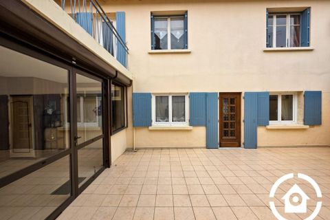 Villa i Cognac, Charente, Cognac - € 199.900 | Ref: getkey_u_475893605 - foto 13