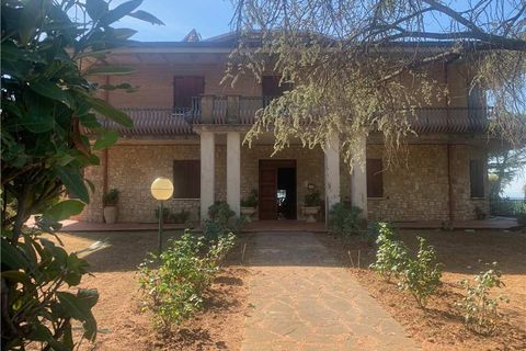 Villa i Gualdo Cattaneo, Perugia, Gualdo Cattaneo - € 950.000 | Ref: VVI59 - foto 3