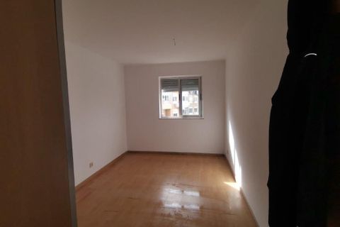 Lejlighed i Amadora, Lisbon, Amadora - € 259.000 | Ref: ZTRE-04138/12758 - foto 14