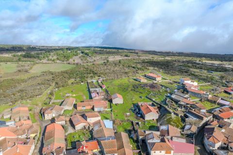 Villa i Chaves, Vila Real, Chaves - € 15.500 | Ref: C0272-02558 - foto 1
