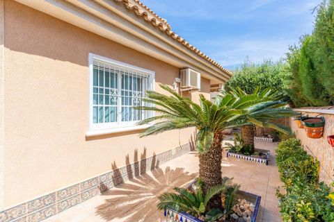 Villa i Torrevieja, Alicante, Torrevieja - € 325.000 | Ref: MCO-42239 - foto 1