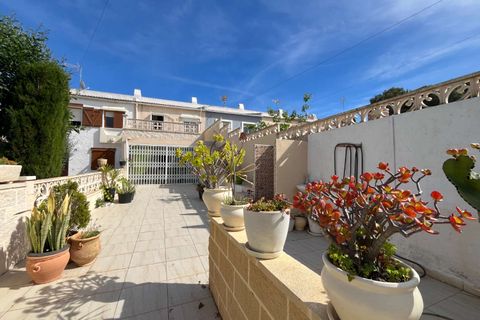 Villa i Torrevieja, Alicante, Torrevieja - € 169.999 | Ref: B-3451 - foto 2
