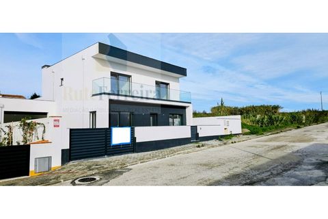Villa i Santa Barbara, Lisbon, Santa Barbara - € 498.000 | Ref: RF-17-12/2025 - foto 5