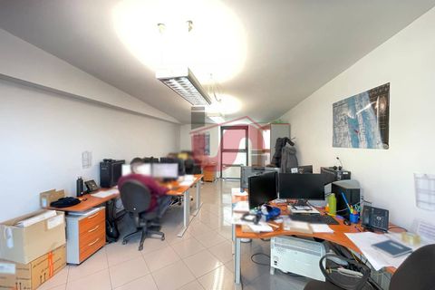 L'establiment comercial a Benevento, Benevento, Benevento - € 1.800/mes | Ref: AA39813 - foto 5