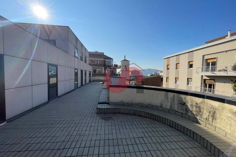 L'establiment comercial a Benevento, Benevento, Benevento - € 1.800/mes | Ref: AA39813 - foto 9