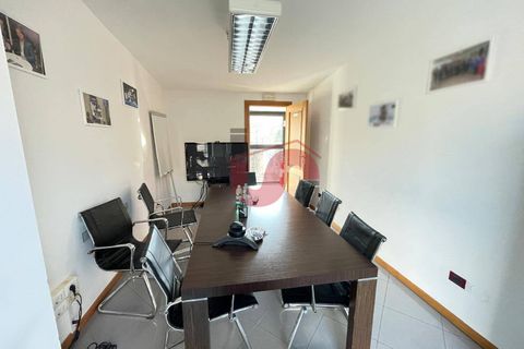 L'establiment comercial a Benevento, Benevento, Benevento - € 1.800/mes | Ref: AA39813 - foto 16