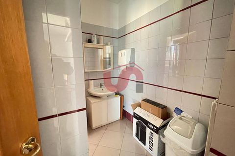 L'establiment comercial a Benevento, Benevento, Benevento - € 1.800/mes | Ref: AA39813 - foto 19