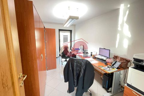 L'establiment comercial a Benevento, Benevento, Benevento - € 1.800/mes | Ref: AA39813 - foto 21