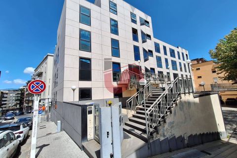 L'establiment comercial a Benevento, Benevento, Benevento - € 1.800/mes | Ref: AA39813 - foto 29