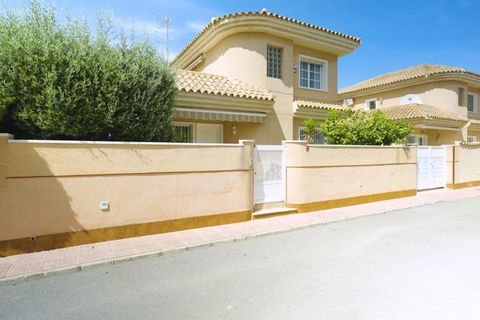 Villa a Torrevieja, Alicante, Torrevieja - € 325.000 | Ref: AG19MLSC3140383 - foto 33