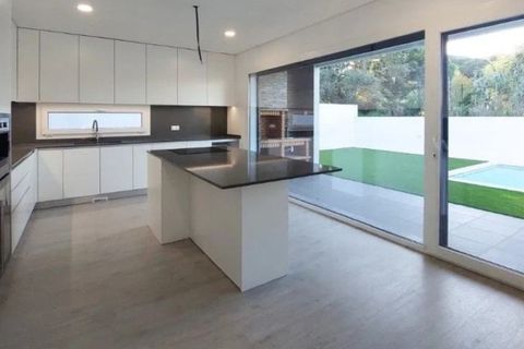 Villa i Almada, Setubal, Almada - € 940.000 | Ref: CAS_13 - foto 2
