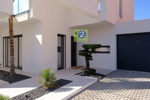 Villa i Almada, Setubal, Almada - € 999.999 | Ref: CAS_90 - foto 4