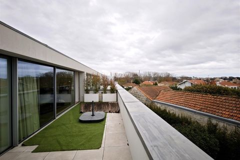 Villa a Porto, Porto, Porto - € 4.950/mes | Ref: 2021-076 - foto 17