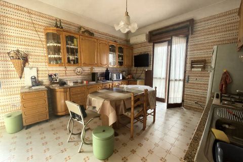 Villa a Trecase, Naples, Trecase - € 550.000 | Ref: 1851 - foto 8