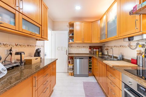 Villa i Carcavelos, Lisbon, Carcavelos - € 650.000 | Ref: C0376-00801 - foto 12