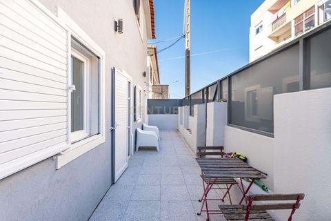 Villa i Carcavelos, Lisbon, Carcavelos - € 650.000 | Ref: C0376-00801 - foto 3