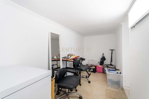 Villa i Carcavelos, Lisbon, Carcavelos - € 650.000 | Ref: C0376-00801 - foto 32