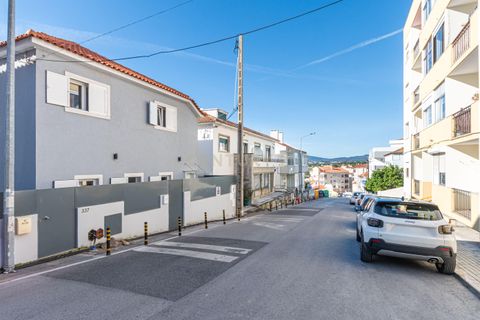 Villa i Carcavelos, Lisbon, Carcavelos - € 650.000 | Ref: C0376-00801 - foto 1