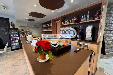Erhvervsejendom i Calcinato, Brescia, Calcinato - € 129.000 | Ref: FV006 - foto 1