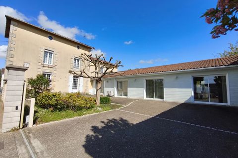 Villa i Vasles, Deux-Sevres, Vasles - € 230.000 | Ref: 86602063 - foto 1
