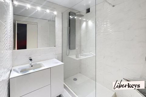 Lejlighed i Ajaccio, Corse-du-Sud, Ajaccio - € 248.000 | Ref: DOM24422 - foto 12