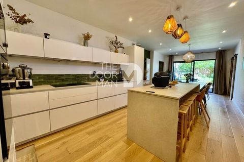 Villa i Laval, Mayenne, Laval - € 395.000 | Ref: 8905 - foto 1