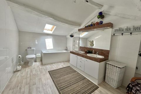 Villa a Chanteloup, Deux-Sevres, Chanteloup - € 330.000 | Ref: 46_JLY-0025518 - foto 7