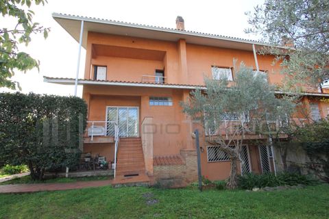 Villa en Rende, Cosenza, Rende - € 600.000 | Ref: 584 - photo 23