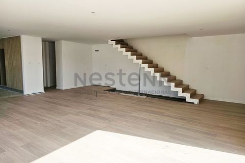 Villa a Matacaes, Lisbon, Matacaes - € 699.000 | Ref: N104TVD646 - foto 4