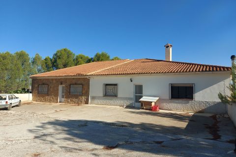 Landejendom i Benamaurel, Granada, Benamaurel - € 309.000 | Ref: IZ-G2017 - foto 1