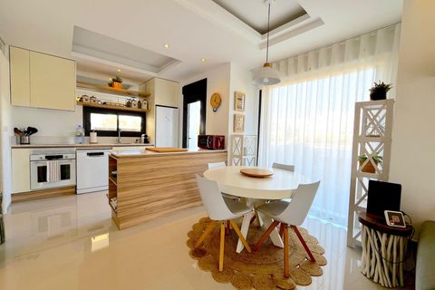 Villa a Ciudad Quesada, Alicante, Ciudad Quesada - € 336.500 | Ref: IZ-CH-CQ025B - foto 11
