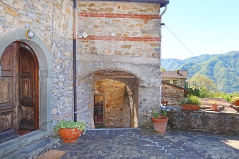 Villa i Comano, Massa and Carrara, Comano - € 495.000 | Ref: 346B - foto 36