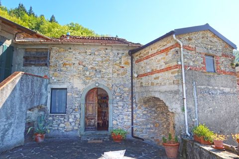 Villa i Comano, Massa and Carrara, Comano - € 495.000 | Ref: 346B - foto 37