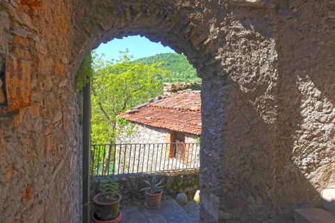 Villa i Comano, Massa and Carrara, Comano - € 495.000 | Ref: 346B - foto 38