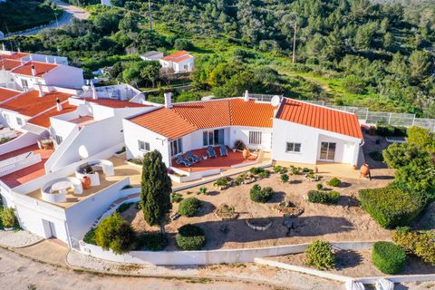 Villa i Salema, Faro, Salema - € 1.100.000 | Ref: BPA5407 - foto 2