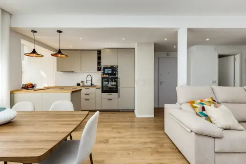 Lejlighed i Alges, Lisbon, Alges - € 470.000 | Ref: C0246-03396 - foto 8