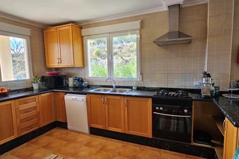 Villa i Beniarres, Alicante, Beniarres - € 395.000 | Ref: Villa Lake Haven - foto 18