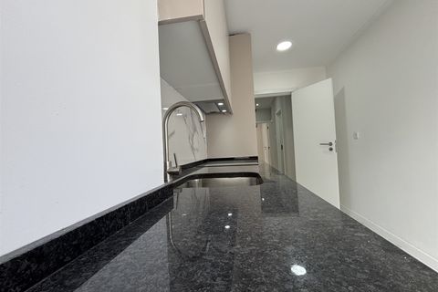 Lejlighed i Amadora, Lisbon, Amadora - € 349.000 | Ref: UH011522 - foto 8