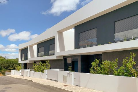 Rækkehus i Loures, Lisbon, Loures - € 797.500 | Ref: 60033 - foto 39