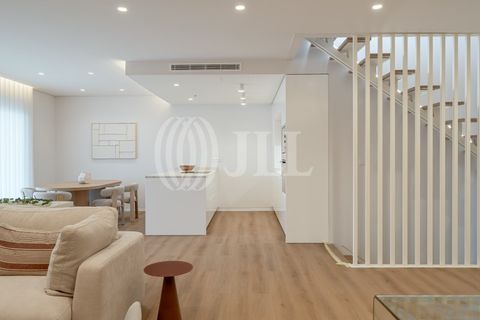 Villa a Amora, Setubal, Amora - € 675.000 | Ref: 88306 - foto 6