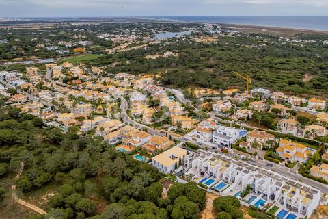 Villa i Almancil, Faro, Almancil - € 3.250.000 | Ref: 78717 - foto 48