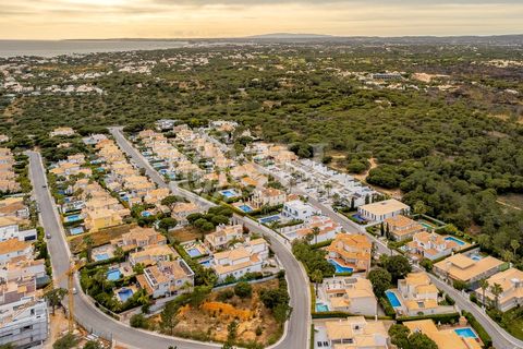 Villa i Almancil, Faro, Almancil - € 3.250.000 | Ref: 78717 - foto 49