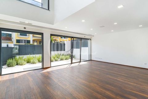 Villa i Cascais, Lisbon, Cascais - € 1.100.000 | Ref: 94193 - foto 2
