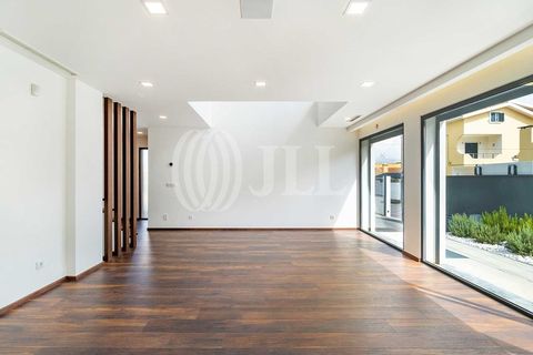 Villa i Cascais, Lisbon, Cascais - € 1.100.000 | Ref: 94193 - foto 6
