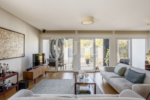 Villa a Carcavelos, Lisbon, Carcavelos - € 1.950.000 | Ref: 84230 - foto 2